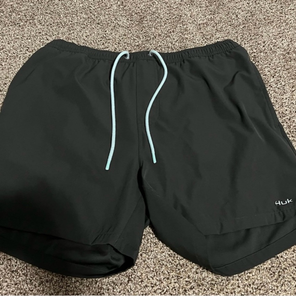 men’s HUK shorts